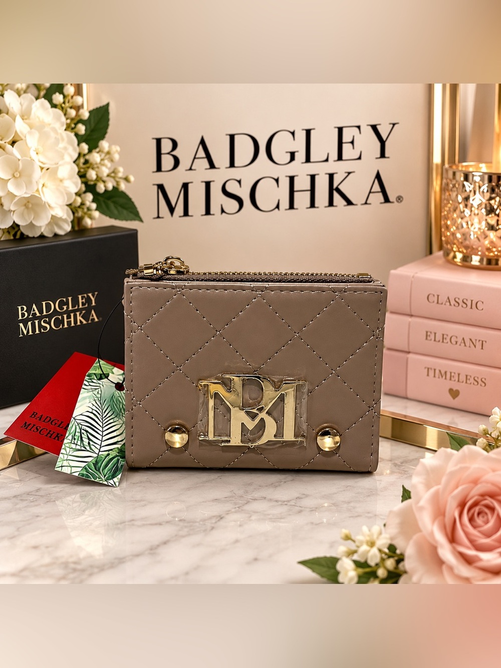 NWT Badgley Mischka Quilted Small Bifold Card Wallet Taupe